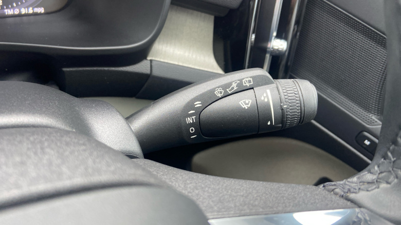 Volvo Xc40 1.5 T5 Recharge PHEV Inscription Pro 5dr Auto Estate